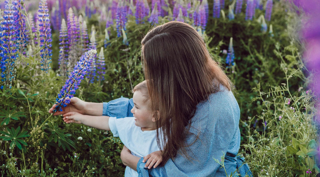 FLOWER ESSENCE FOR MOTHERS