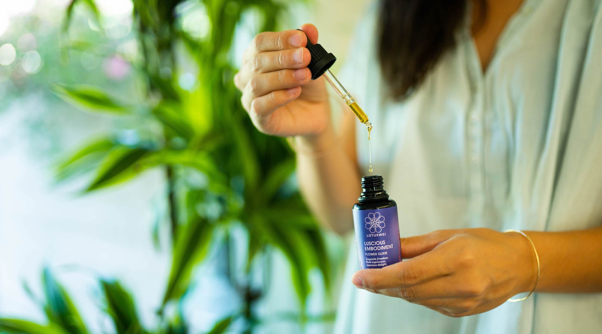 FLOWER ESSENCES IN LUSCIOUS EMBODIMENT